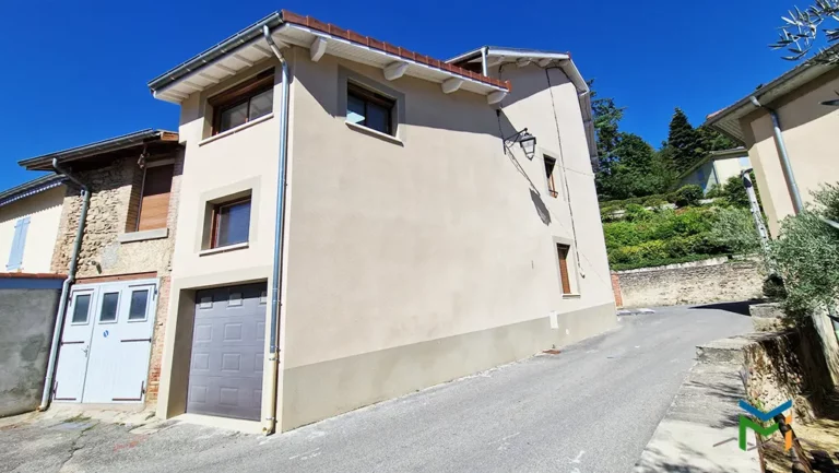 Lire la suite à propos de l’article Maison 130 m²  – Chatillon-Saint-Jean (26750)